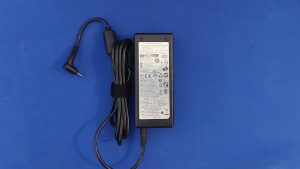 Samsung ขนาด 19V/3.16A หัว 3.0*1.1MM 60W - Image 1