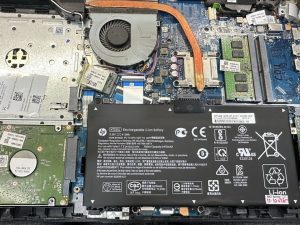 12 ต.ค.67 HP 15-db0155AU แบตเตอรี่เดิมเสื่อมไม่สำรองไฟ Pass : HT03XL ต้องการเปลี่ยนแบตเตอรี่ใหม่ - Image 3