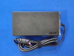 Acer ขนาด 19V/7.1A หัว 5.5*1.7MM (ปลายสีม่วง) 135W Model : PA-1131-16 - Image 3