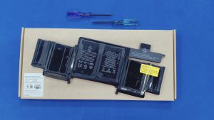 A1582 ขนาด 11.42V/6559mAh-74.9Wh - Image 1