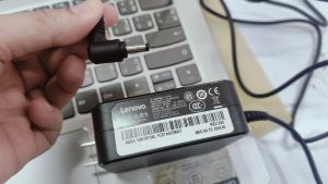 28 ต.ค.67 Lenovo Ideapad 530S-14IKB Adaptert เดิมขนาด 20V3.25A หัว 4.0x1.7mm เสียบไฟไม่เข้าเครื่องต้องการซื้อ Adapter ใหม่ - Image 5