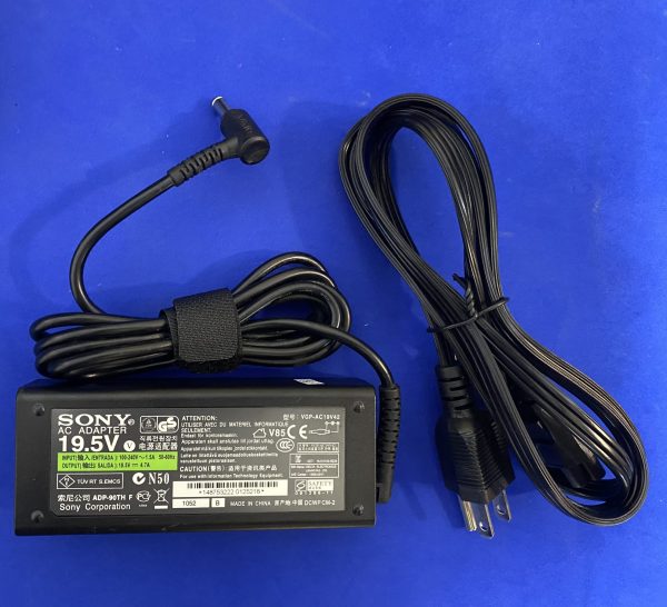 ด้านหน้า Sony ขนาด 19.5V4.74A หัว 6.54.4MM 90W