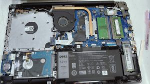 20 พ.ย.67 Dell Inspiron 3581 ลูกค้าแจ้งว่าแบตเตอรี่ชาร์จได้แค่ 30% Pass : WDXOR แต่สามารถสำรองไฟได้ ใช้มาหลายปีแต่ต้องการเปลี่ยนแบตเตอรี่ใหม่ - Image 3