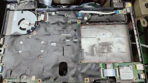 5 ธ.ค.67 Lenovo V480 ลูกค้าต้องการทำความสะอาดภายในเครื่องเพราะฝุ่นเยอะ พัดลม CPU มีเสียงดัง - Image 5