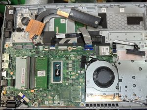 13 ม.ค.68 Acer Aspire3 ลูกค้าดึง Adapter ขนาด 19V/2.37A หัว 3.0x1.1mm หัวเข็มหักขาช่องเสียบ DC ต้องเปลี่ยนช่อง DC ชาร์จใหม่และต้องซื้อ Adapter ใหม่ด้วย - Image 3