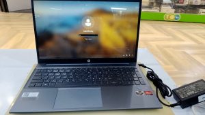 21 ม.ค.68 HP 158-eh305AU Adapter เสียบแล้วไฟไม่เข้าเครื่องกดเปิดไม่ได้ ต้องคอยขยับ และสายหลุดบ่อยต้องการซ่อมให้เสียบ Adapter ให้ใช้งานได้ - Image 1