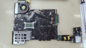 6 ม.ค.68 Lenovo Thinkpad TP00018A อาการเสียบ Adapter ไฟเข้ากดออนเปิดเครื่องไฟโชว์แล้วเครื่องดับ เป็นแบบนี้ทุกครั้งที่เปิดเครื่อง - Image 6