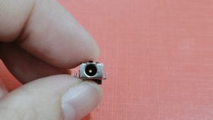 13 ม.ค.68 Acer Aspire3 ลูกค้าดึง Adapter ขนาด 19V/2.37A หัว 3.0x1.1mm หัวเข็มหักขาช่องเสียบ DC ต้องเปลี่ยนช่อง DC ชาร์จใหม่และต้องซื้อ Adapter ใหม่ด้วย - Image 7