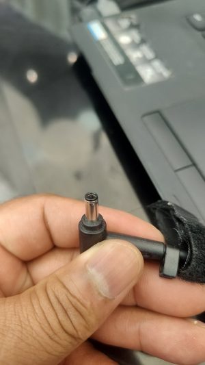 15 ก.พ.68 Adapter Asus ขนาด 20V/6.0A 120W หัว 4.5x3.0mm เสียต้องการซื้อ Adapter ใหม่ Grade Original - Image 3