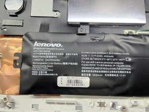 25 ก.พ.68 Lenovo Ideapad 700-15ISK แบตเตอรี่เดิม Pass : L14M4P24 บวมมากต้องการเปลี่ยนแบตเตอรี่ใหม่เกรดเดิม - Image 3