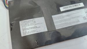 1 ก.พ.68 MSI MS-16R4 แบตเตอรี่เดิม Pass : BTY-M6K เสื่อมบวม สำรองไฟได้น้อย แบตเตอรี่บวมทำให้ทัชแพทบูดผิดรูป - Image 4