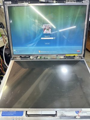 8 มี.ค.68 Asus F80S อาการเปิดเครื่องทำงานแต่จอไม่แสดงภาพ - Image 1