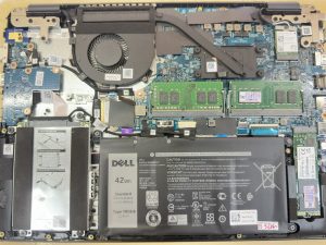 12 มี.ค.68 Dell Latitude 3400 แบตเตอรี่เดิม Pass : YRDD6 เสื่อมไม่สำรองไฟแล้วต้องการเปลี่ยนแบตเตอรี่ก้อนใหม่ Grade Original - Image 1