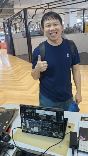 16 มี.ค.68 Lenovo Thinkpad X13 Gen 1 แบตเตอรี่เดิมเสื่อมไม่สำรองไฟ Pass : L18M6PD1 ต้องการเปลี่ยนแบตเตอรี่ใหม่ Grade Original - Image 1