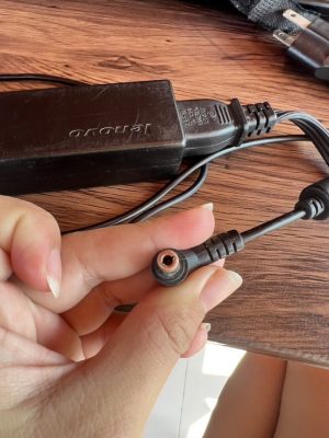17 เม.ย.68 Lenovo Adapter เดิมขนาด 20V/3.25A หัว 5.5x2.5mm ทรงกระดูกเดิมเสียต้องการ Adapter ใหม่ - Image 3
