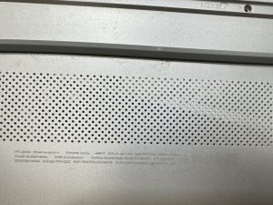 8 ธ.ค.68 HP 15s-fQ1000TU ลูกค้าทำน้ำหกใส่ เครื่องเปิดออนไม่ได้ต้องการซ่อม - Image 2