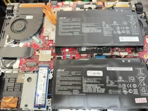 15 ธ.ค.68 ROG GL542 ลูกค้าต้องการเปลี่ยนแบตเตอรี่ Pass : B31N1726 (สายแพรแบบกด) Grade Original เพราะของเดิมไม่สำรองไฟ - Image 4