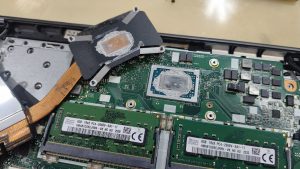 27 ธ.ค.68 Lenovo Yoga 530-14ARR ลูกค้าแจ้งว่าไลน์สดแล้วเครื่องกระตุก ต้องการอัพเกรดเครื่องให้เร็วขึ้น - Image 3