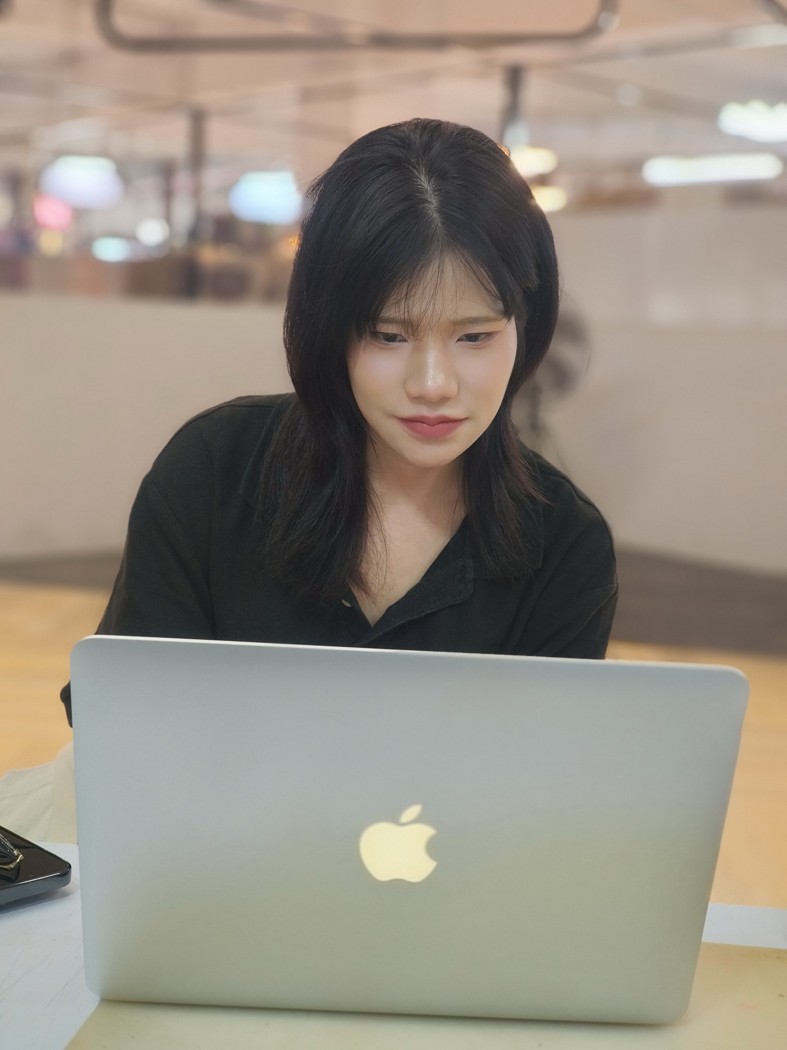 27 ธ.ค.68 MacBook Pro A1502 ลูกค้าแจ้งว่าแบตเตอรี่เสื่อมสำรองได้น้อยต้องการเปลี่ยนแบตเตอรี่ใหม่ Pass : A1582 Grade Original