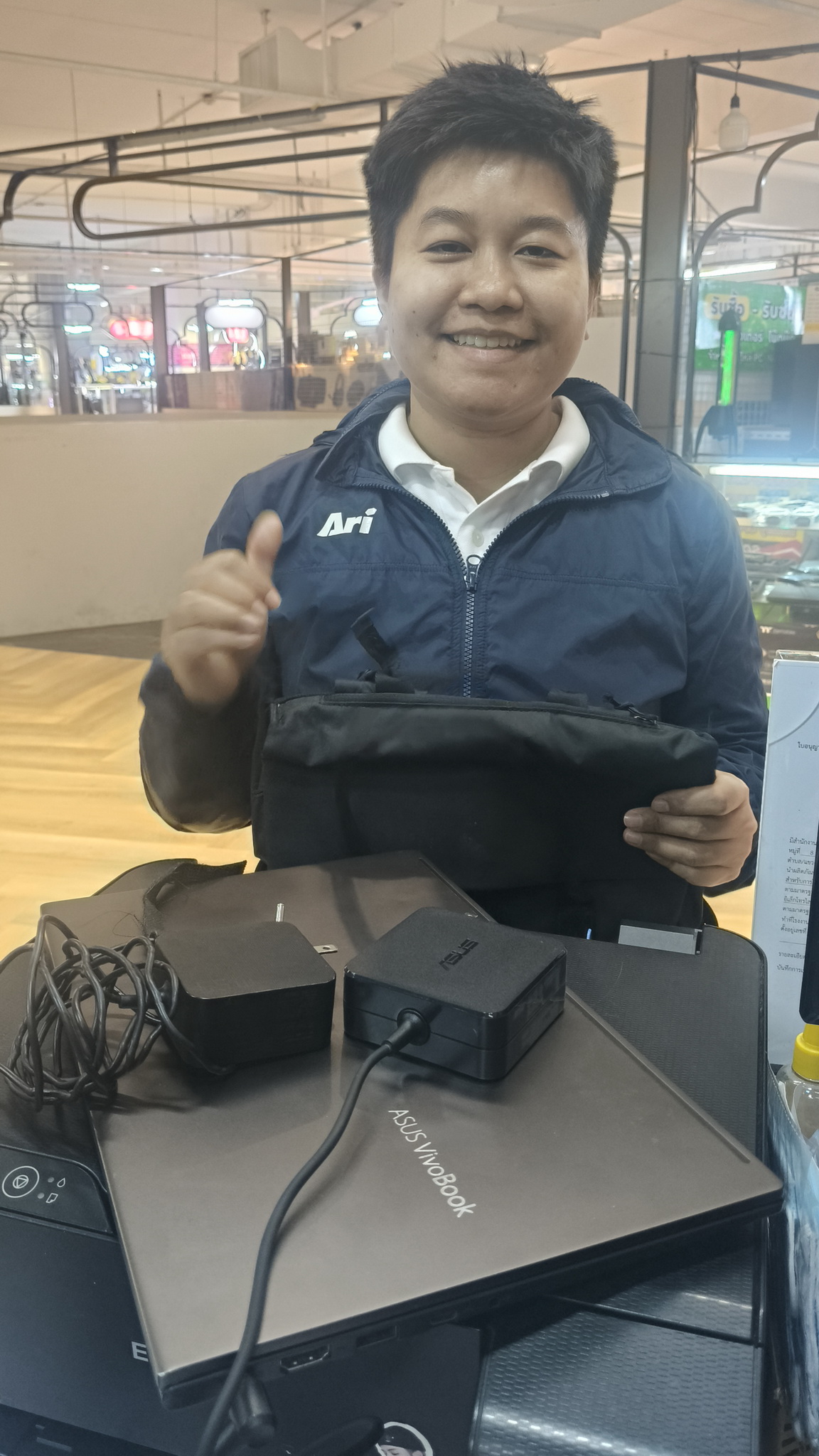 8 ม.ค.69 Asus VivoBook S413E Adapter ขนาด 19V/3.42V หัว 4.0*1.35mm ตัวเดิมไฟไม่ออกต้องการ Adapter ตัวใหม่แบบเดิม