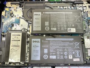 16 ก.พ.69 Dell Latitude 3400 แบตเตอรี่เดิม Pass : YRDD6 ตัวเดิมไม่สำรองไฟต้องการเปลี่ยนแบตเตอรี่ใหม่ Grade Original พร้อมเปลี่ยน