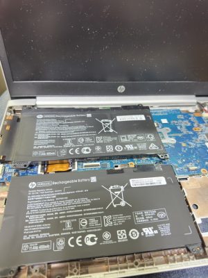 13 พ.ค.69 HP Probook 440G5 แบตเตอรี่เดิม Pass : RR03XL บวม ไม่สำรองไฟต้องการเปลี่ยนแบตเตอรี่ใหม่ Grade Original