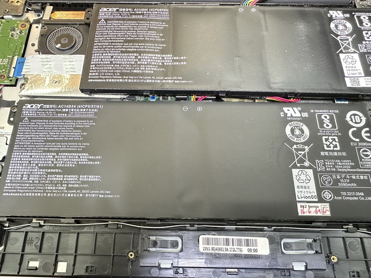 16 มิ.ย.69 Acer Swift SF314-51 แบตเตอรี่เดิม Pass : AC14B8K สำรองไฟได้เวลาน้อยต้องการเปลี่ยนแบตเตอรี่ใหม่ Grade Original