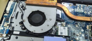 16 ต.ค.69 Lenovo IdeaPad S145-15IIL ลูกค้าแจ้งเปลี่ยนคีย์บอร์ดเพราะปุ่มหลุด และบางตัวกดไม่ติด แบตเตอรี่บวมทำให้กดทัชแพทไม่ได้แต่ยังไม่เปลี่ยนแบตเตอรี่ Pass : L16M2PB2 - Image 4