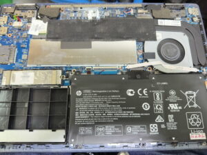 23 ต.ค.69 HP Pavillion x350-da1050TX อาการแบตรี่ Pass : HT03 บวม เสื่อมไม่สำรองไฟต้องการเปลี่ยนแบตเตอรี่ใหม่ Grade Original - Image 4